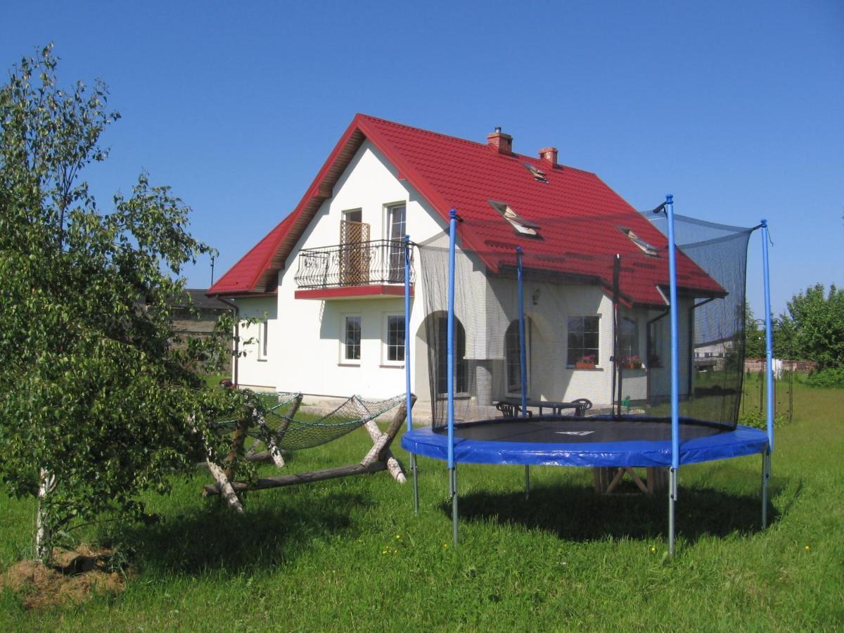 Domki Pokoje Pod Wierzba Сарбиново Экстерьер фото