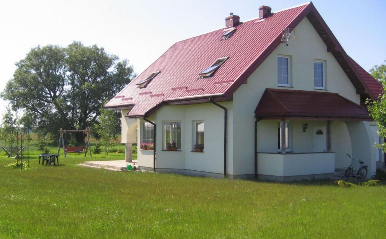 Domki Pokoje Pod Wierzba Сарбиново Экстерьер фото